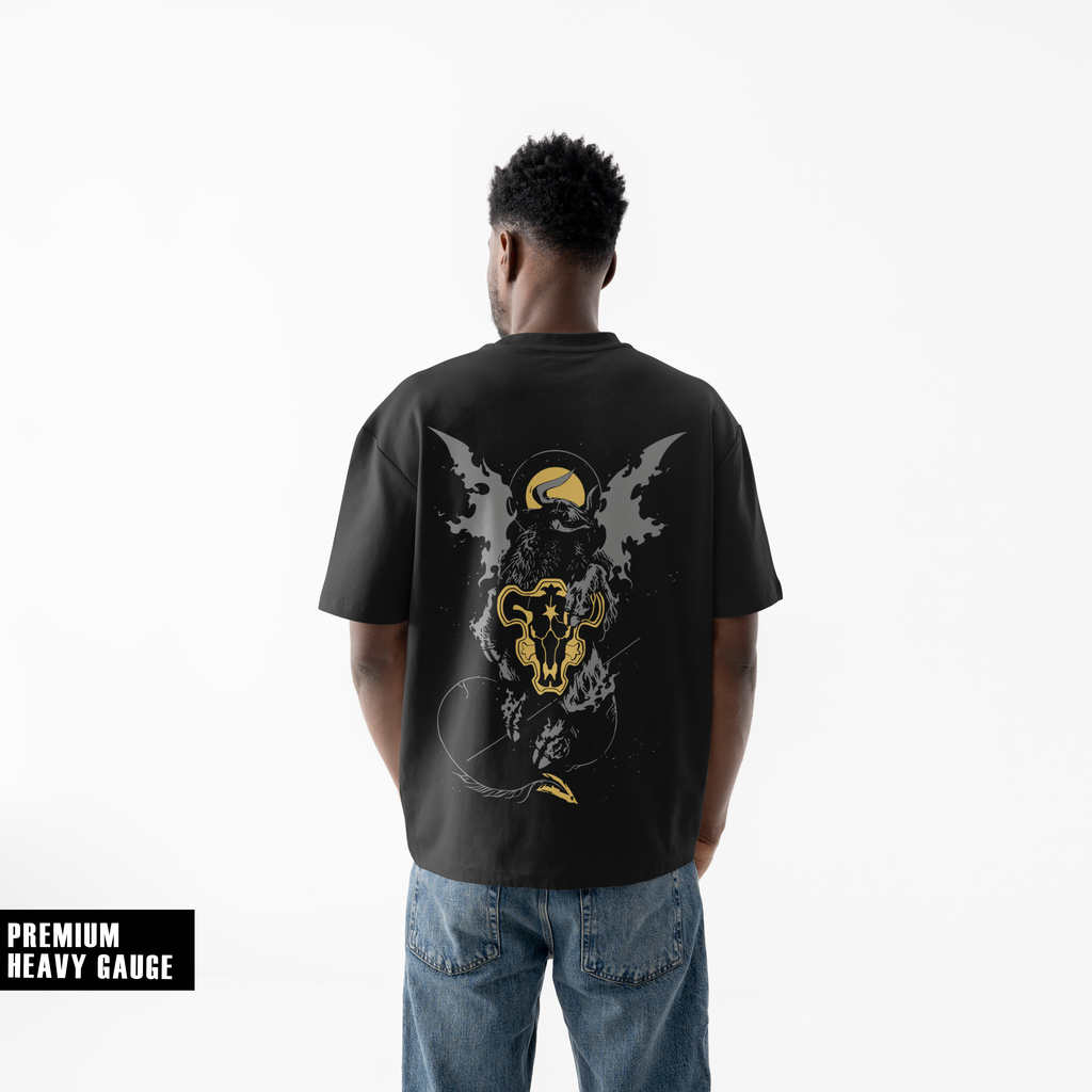 Black Bull : Oversized Classic Tshirt